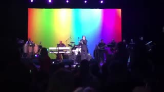 کنسرت محسن یگانه (قسمت اول)